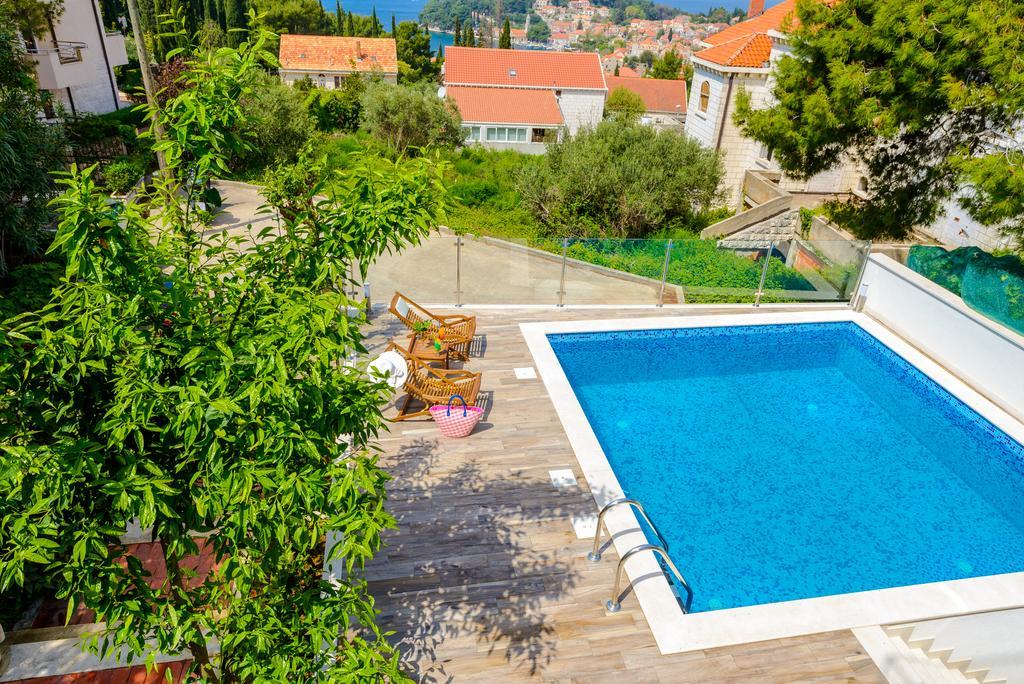 Tandem Apartments With Swimming Pool Цавтат Экстерьер фото